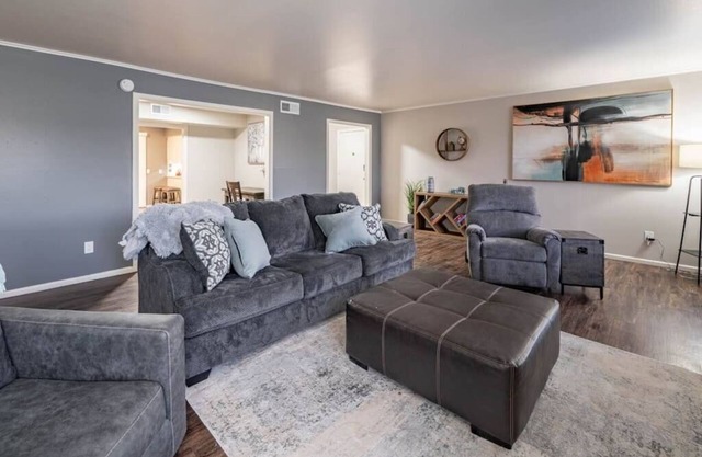 Hoff Gardens 11 - 2BR 2BA - Seasonal Pool
