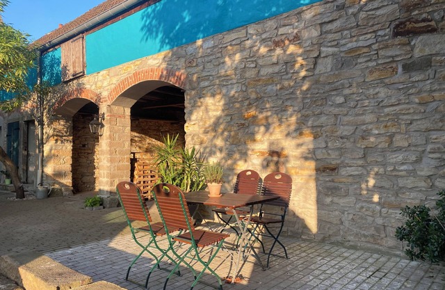 HOFGOHLIS apartment between Dresden, Radebeul and Meißen directly on the Elbe cycle path