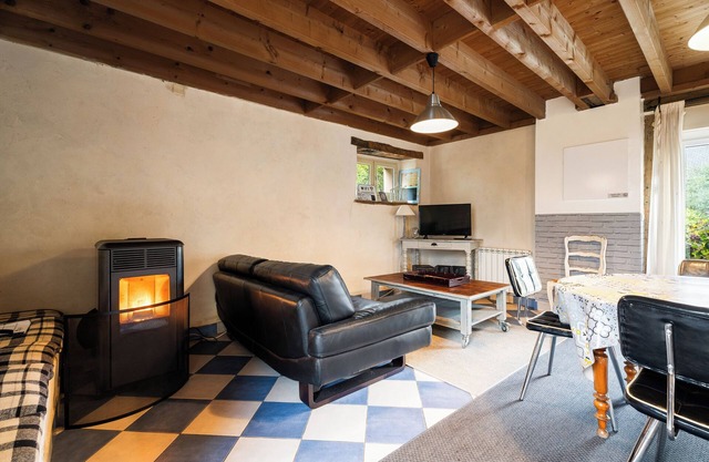 Holiday Home "Gîte La Malcotais" with Garden & Wi-Fi