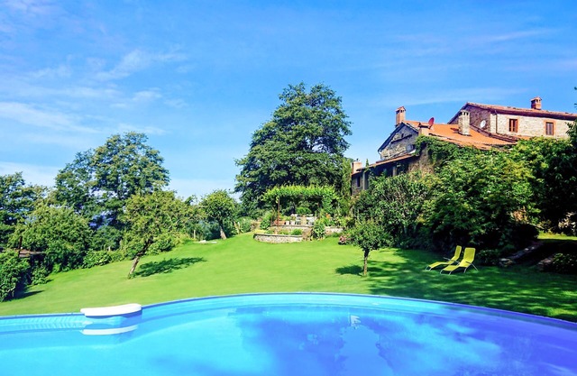 holiday home - 4 bedrooms, 3 bathrooms, kitchen in the middle of Tuscan mountain