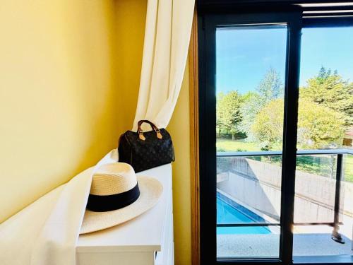 Holibai Cousiña, Coqueto Apartamento con Piscina