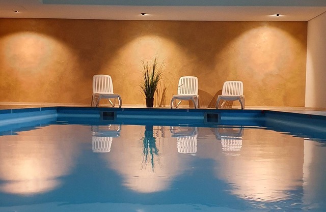 Holiday apartment with WiFi, swimming pool and sauna in the center of Schönwald