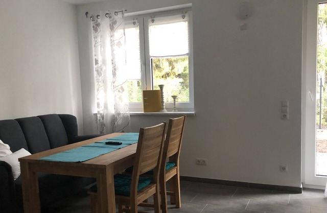 Holiday apartment with balcony - on the outskirts of Berlin