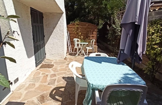 Holiday apartment Cavalaire sur Mer for 1 - 5 persons with 1 bedroom - Holiday house