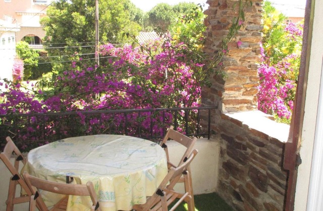 Holiday apartment Cavalaire sur Mer for 1 - 4 persons with 2 bedrooms - Holiday house