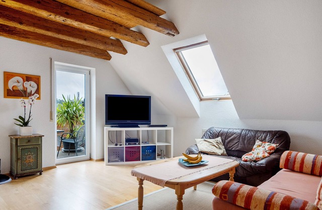 Holiday Apartment 'Goelz' with Lake View, Wi-Fi and Air Conditioning