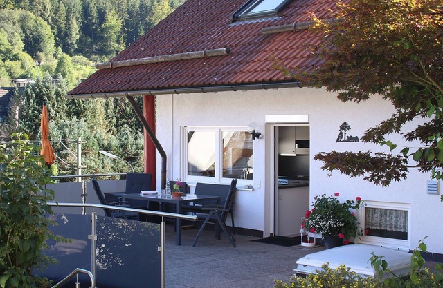 Holiday Apartment "Am Eiberg" with Mountain View, Private Terrace & Wi-Fi