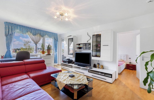Holiday Apartment 'Bright, Quiet Attic Apartment' with Balcony and Wi-Fi