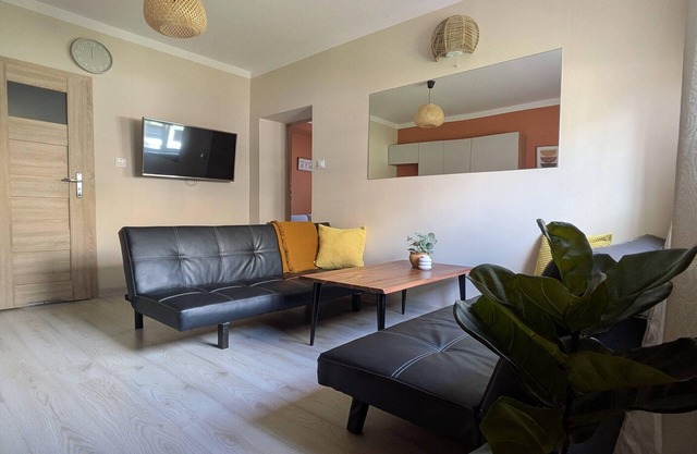 Holiday apartment by the river, sauna, Kołobrzeg