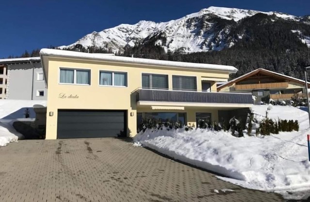 Holiday apartment Lantsch/Lenz for 1 - 6 persons with 2 bedrooms - Holiday apartment
