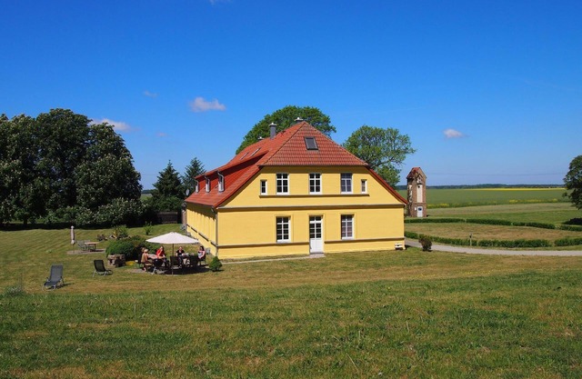 Holiday apartment Gingst for 1 - 4 persons with 2 bedrooms - Holiday apartment in one or multi-famil