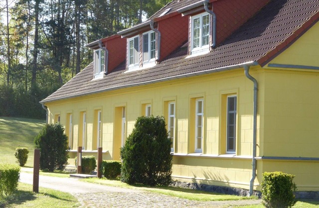 Holiday apartment Gingst for 1 - 4 persons with 2 bedrooms - Holiday apartment in one or multi-famil