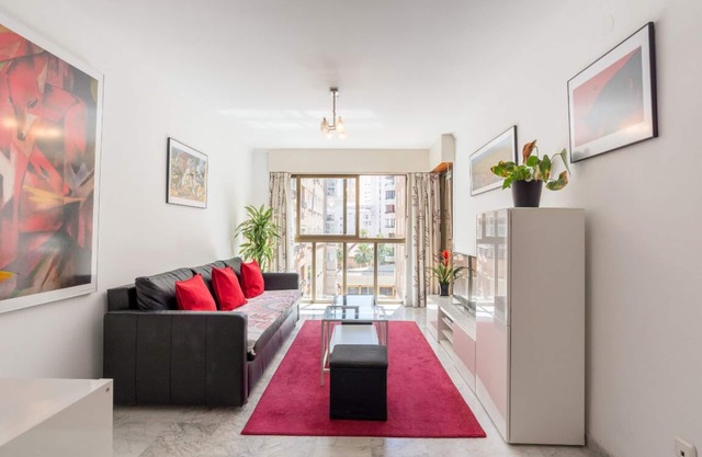 Holiday apartment in Málaga between port and beach. Great location!