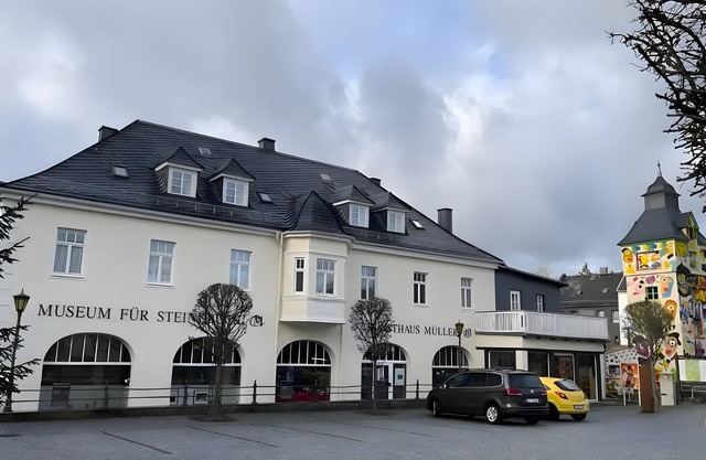 Holiday Apartment in the Former Manor 'Sormitzblick' with Garden and Wi-Fi