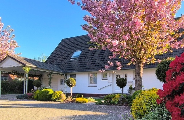Holiday apartment Marienhafe for 1 - 4 persons with 2 bedrooms - Holiday house
