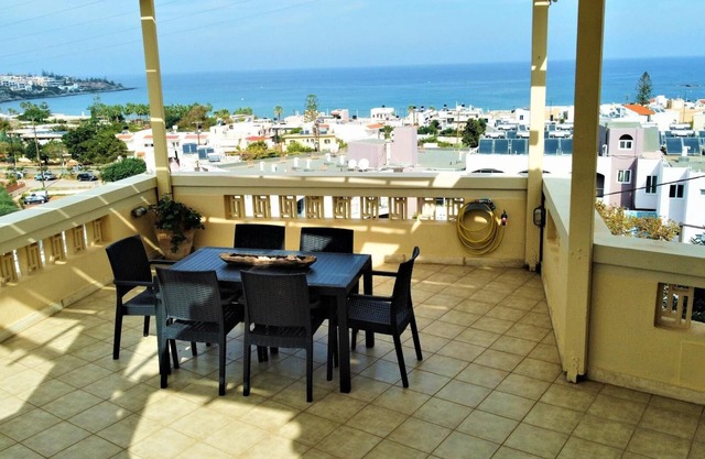 Holiday apartment Stalida for 1 - 4 persons with 1 bedroom - Holiday apartment in one or multi-famil