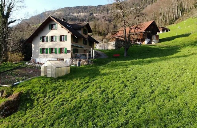 Holiday apartment Vitznau for 1 - 5 persons with 2 bedrooms - Farmhouse