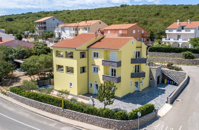 Holiday apartment Vrh for 1 - 3 persons with 1 bedroom - Twin house