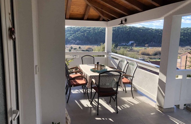 Holiday apartment with air conditioning and terrace