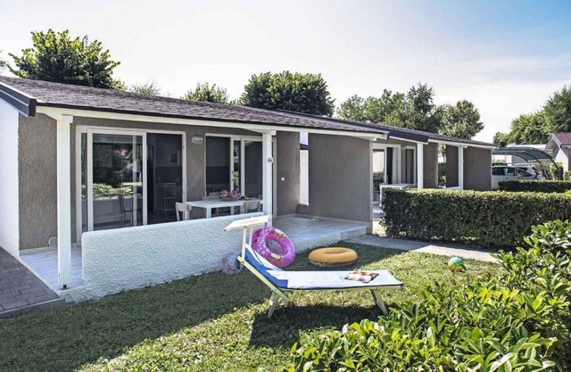 Holiday apartment with air conditioning, internet and terrace