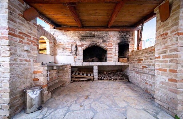 Holiday apartment with terrace and air conditioning