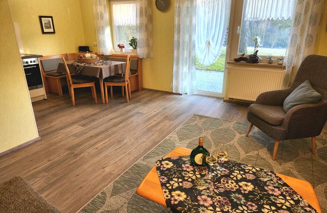 Holiday flat ‘Scheurebe’ with private balcony, shared terrace and communal garden