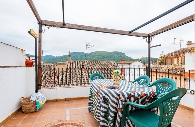 Holiday Home 'La Casita De La Dormilona' with Mountain View, Wi-Fi and Air Conditioning