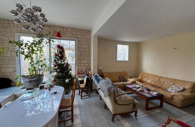 Holiday Home 'À L'orée Du Bois' with Mountain View, Wi-Fi and Air Conditioning