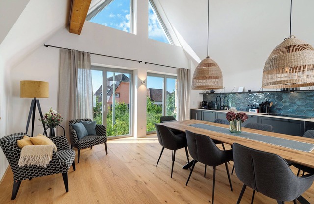 Holiday Home 'Das Alte Pfarrhaus - Scheune' with Shared Terrace and Wi-Fi