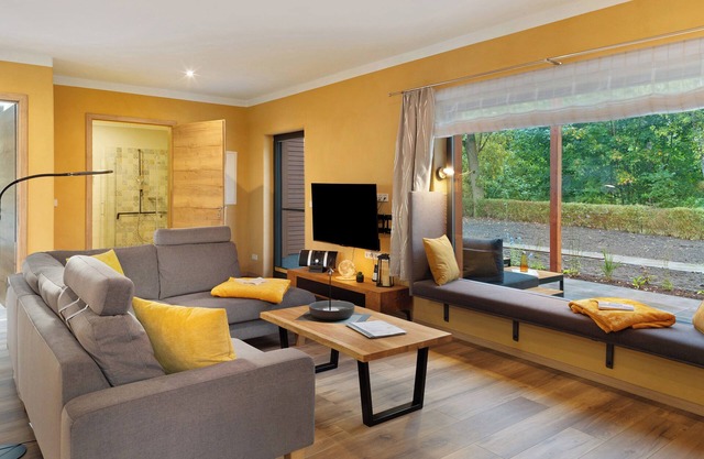 Holiday Home 'Milky Way by the Lake' with Lake View, Private Terrace and Wi-Fi