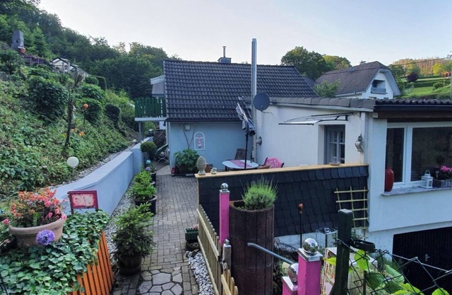 Holiday Home 'Ferienhaus Am Wald' with Private Terrace, Private Garden and Wi-Fi