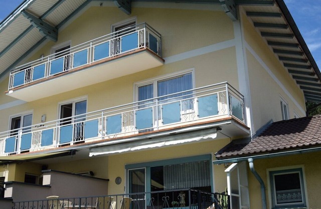 Holiday Home 'Ferienhaus Bergblick' with Mountain View, Private Terrace and Wi-Fi