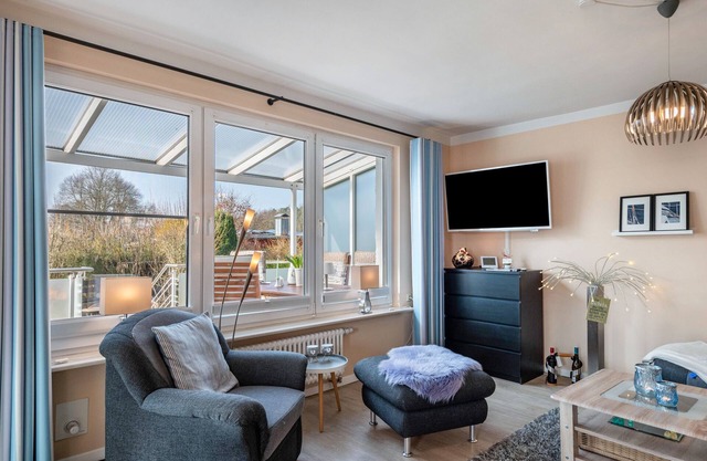 Holiday Home 'Ferienhaus Am See mit Boot' with Private Terrace, Wi-Fi and Air Conditioning