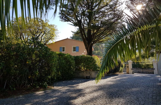 Holiday home 300 m from the beach (up to 10 people)