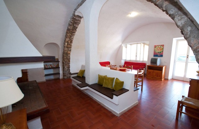 Holiday Home Giannella for 8 people 250 meters to the sea