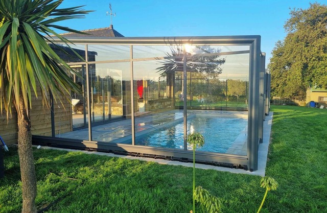 Holiday Home 'Gîte Le Jardin D'Eden' with Shared Pool, Private Terrace and Wi-Fi