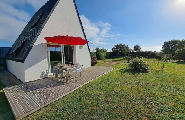 Holiday Home in Brittany near Pointe du Raz