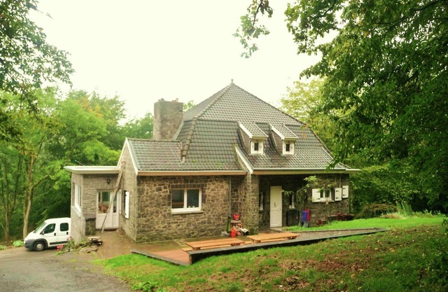 Holiday Home in Falaen near Castle Ruins