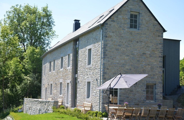Holiday Home in Gesves with Sauna and Nature