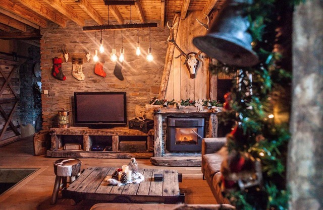 Holiday Home in Hardigny with Hot Tub
