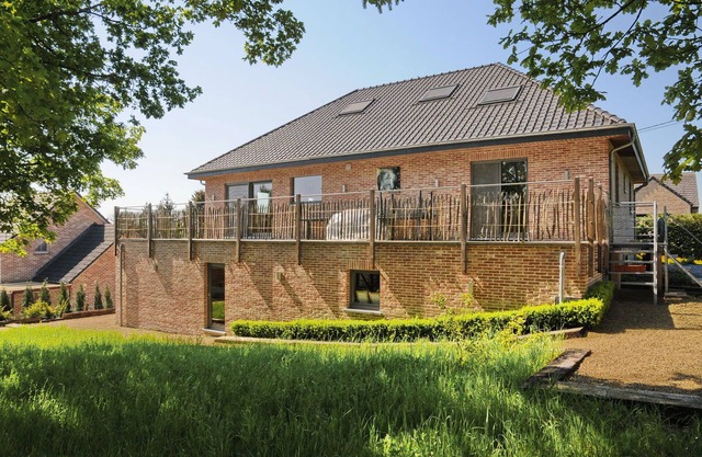 Holiday Home in Noiseux with Family Amenities
