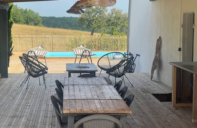 Holiday home in the countryside, private swimming pool not overlooked, peace and quiet guaranteed