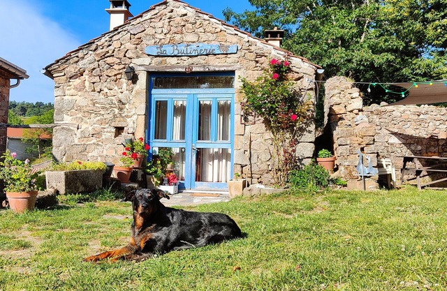 Holiday Home 'La Butinerie' with Mountain View, Shared Terrace and Wi-Fi