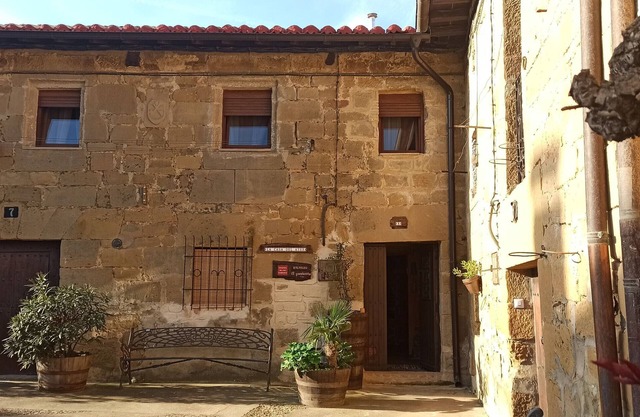 Holiday Home 'La Casa Del Ayer' with Mountain View