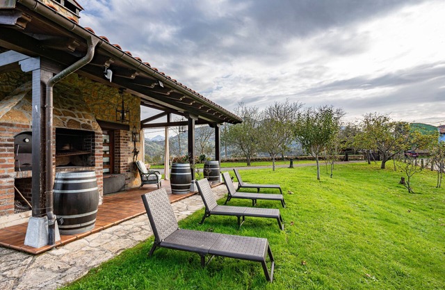 Holiday Home La Milonga with Garden & Terrace