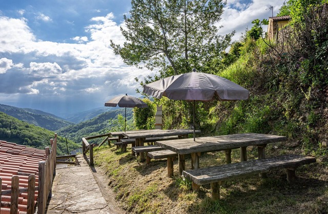 Holiday Home 'La Nozal - La Vallicuerra' with Mountain View, Private Terrace and Private Garden