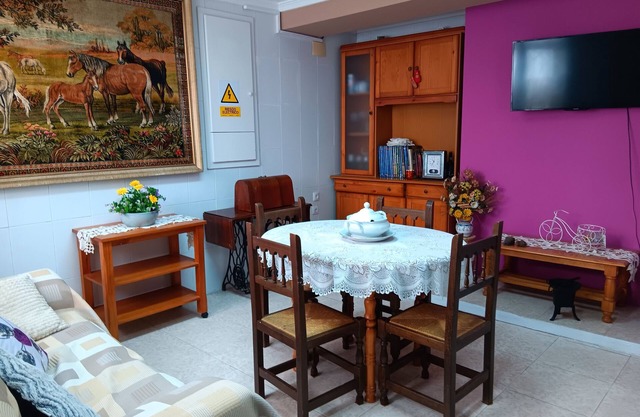 Holiday Home 'La Replaceta' with Balcony, Wi-Fi and Air Conditioning