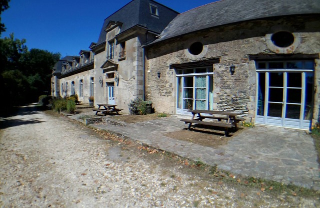 Holiday Home 'Le Crévy - La Calèche - 3 Pers' with Private Terrace, Private Garden and Wi-Fi