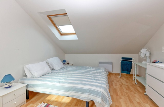 Holiday Home 'Le Refuge Salin Duplex' with Private Garden and Wi-Fi