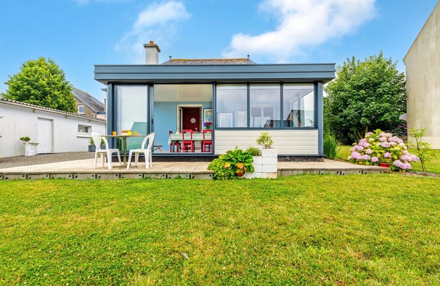 Holiday Home 'Maison 4 Pers 5kms De La Plage' with Private Terrace and Private Garden